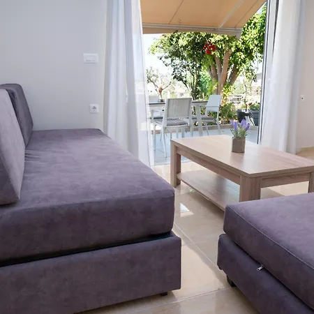Barbaras Apartament Kato Daratso
